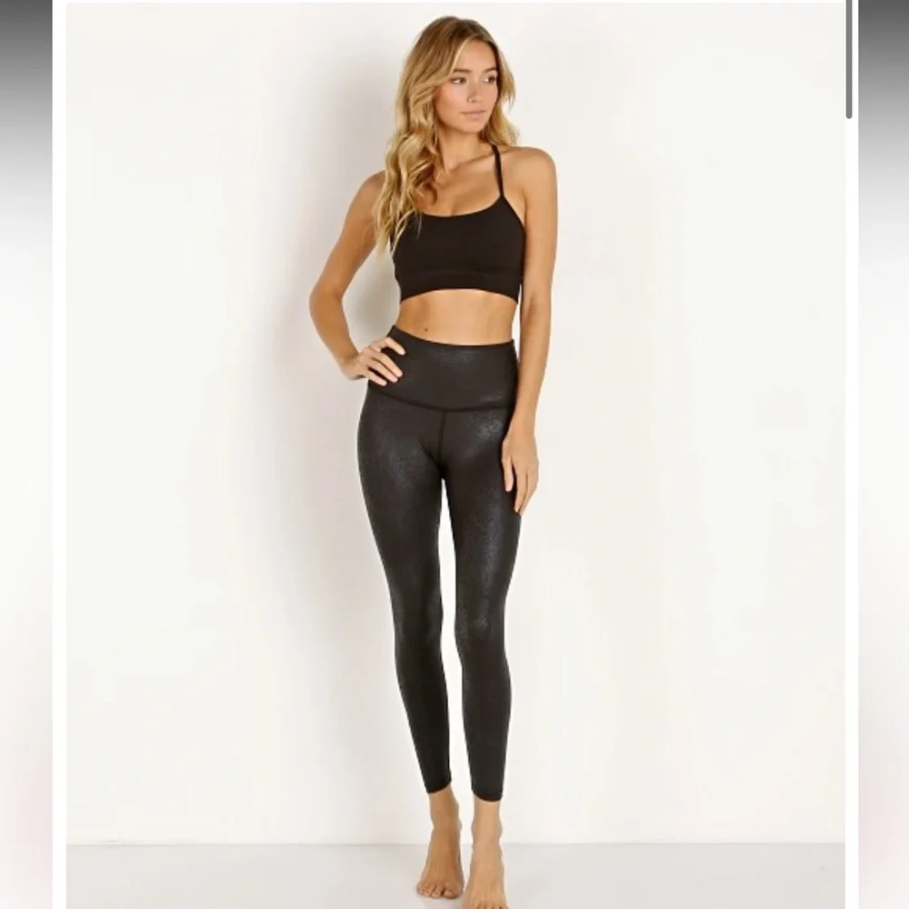 • Beyond Yoga • Women’s Viper Highwaisted Midi Leggings Viper Black Yoga XS